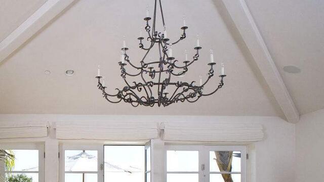 成都装修家庭装修客厅吊灯这样做让你的家更添光彩